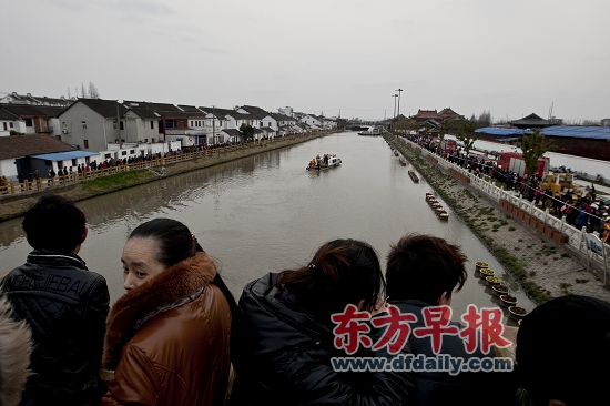 3月11日,练祁河救援现场。早报记者 孙湛 图
