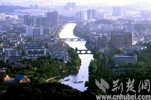 咸宁大力实施文化惠民工程推动文化香城建设