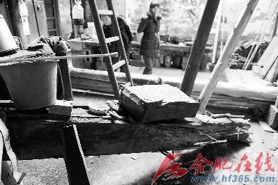 ○老宅的主横梁已经断裂