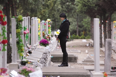 北京墓地价格飙升 河北4陵园出售公益性公墓牟