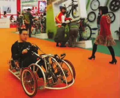 登山车车架仅重1.1千克