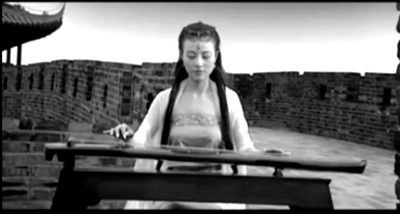 约十年前，顾春芳在常熟城市宣传片里的形象。资料图片