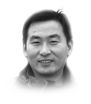 学校剪<em>头发</em>怎么也剪出了<em>人命</em>_资讯频道_凤凰