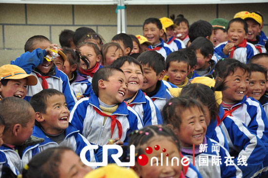 门巴将军 李素芝传奇:手术台上的将军和司令(组