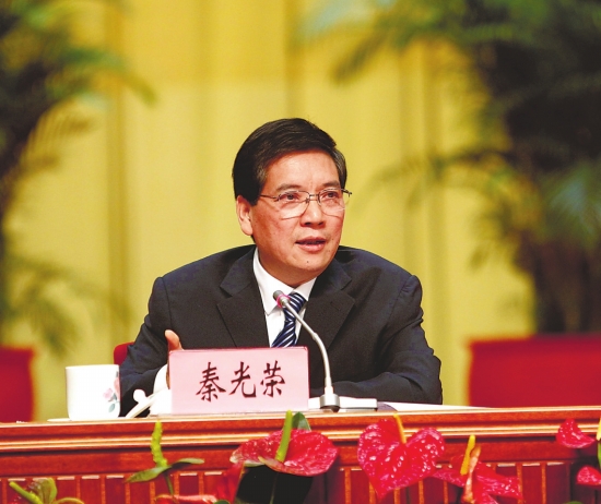 秦光荣寄语云南青年祝贺青年节并提出六点希望