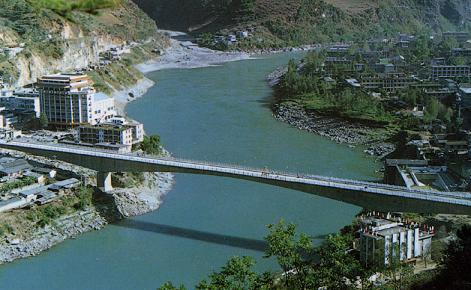 段跃庆:加快怒江“二次跨越”进程_资讯频道_凤凰网