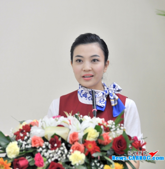 河北航空25日起正式组建冀鹰示范乘务组