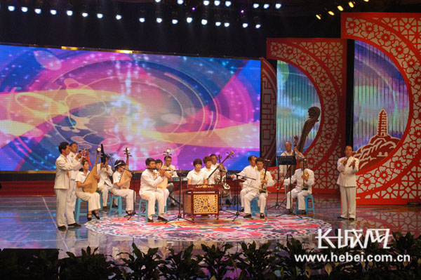 张家口大好河山杯东、西路二人台邀请赛隆重