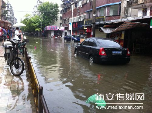 暴雨致安庆多处低洼地段被淹