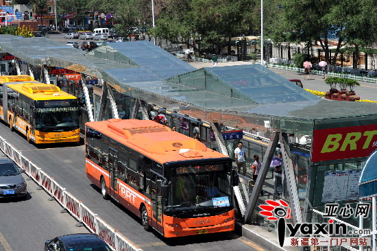 brt在乌鲁木齐运行一年 平均每天拉载乘客达45