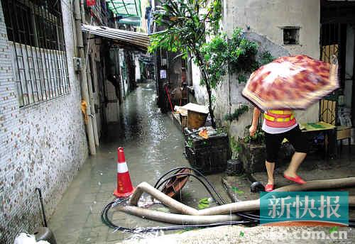 亲,台风过后别大意 你家晾衣架查过没?