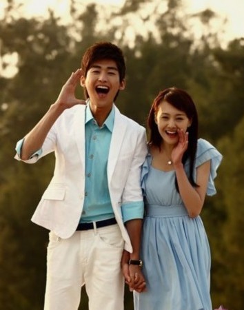 张翰被爆与郑爽分手恋上新女友 盘点二人亲密