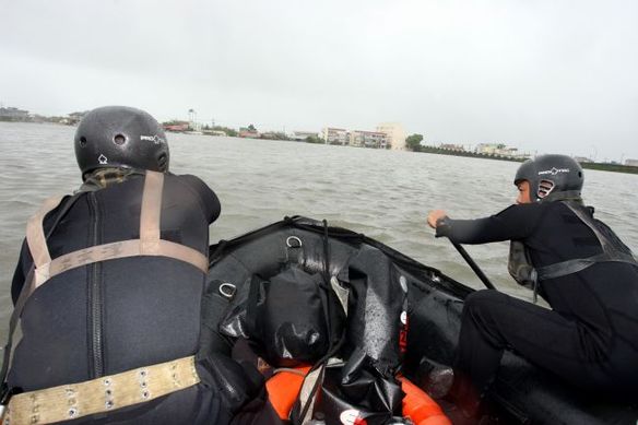 组图:苏拉台风挟带豪雨袭台 灾害现场直击