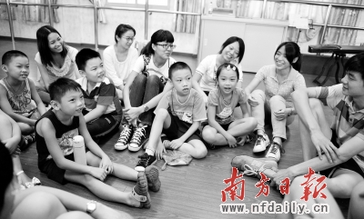 佛山市第五小学已有7名读障孩子开始接受语言治疗课程。