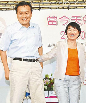 龙应台问18年后文化政策 遭回应勿流于空谈