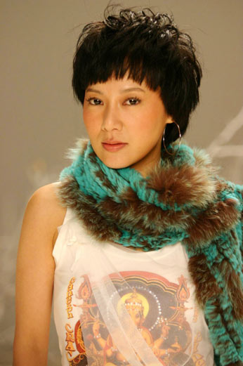 毕福剑与前妻离婚全因歌手周彦宏的介入？