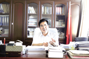 张掖市委书记陈克恭