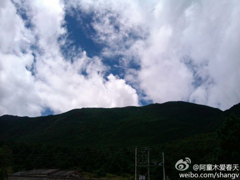 北京继续发布大风蓝色预警 今天白天有大风_资