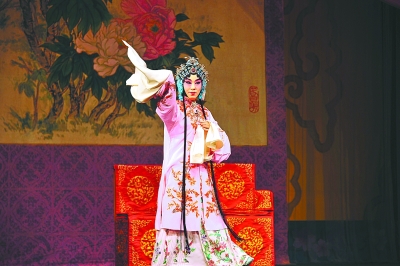 迟小秋版《锁麟囊》