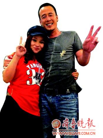 一个伍佳丽带不火酒吧街