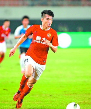 2012最受欢迎足球运动员郑智李玮峰入围候选