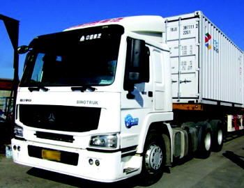 关于加快甩挂运输推动交通运输转型升级的毕业论文范文