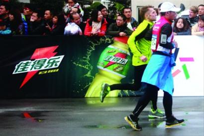 2012上海国际马拉松赛圆满落幕 佳得乐全程助