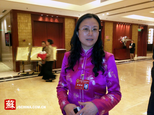 【江苏两会声音】郁霞秋:关爱<em>农村</em>流动<em>留守妇女</em>