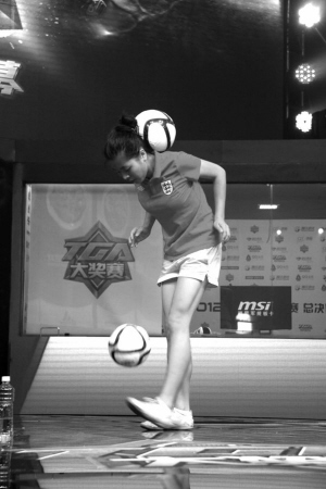 上《中国梦想秀》圆梦 没想到被周立波问哭了