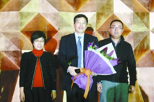 21世纪经济报道社长_南方日报出版社社长丘克军致辞.21世纪经济报道 -南方日报出版社社...(2)