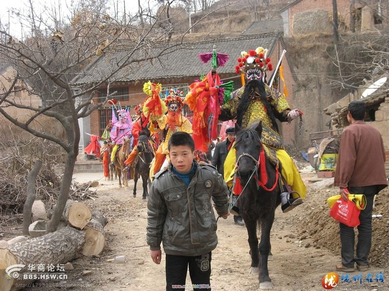 宝鸡陇县走乡串户马社火表演