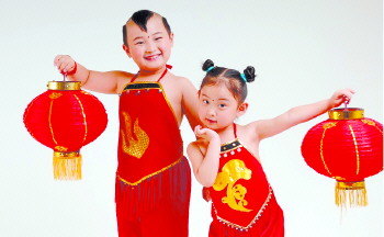 央视春晚小童星邓鸣贺被确诊为急性白血病早期