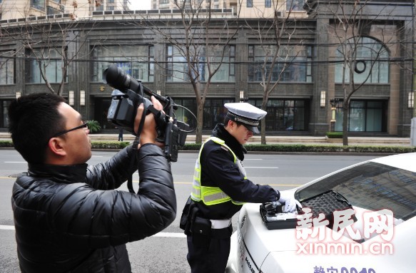 上海交警首次试水微电影 自编自导自演宣传交
