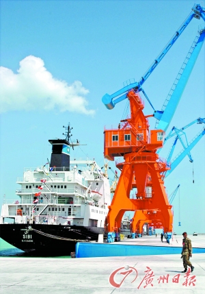 巴基斯坦部长:希望中国在瓜达尔港建海军基地