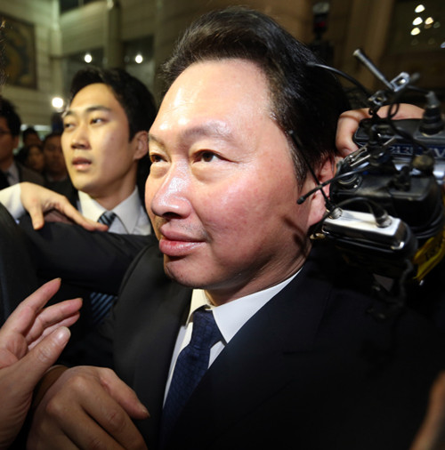 韩国SK集团会长崔泰源挪用公款被判4年有期徒