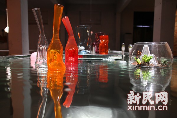 玻璃艺术展亮相上海玻璃博物馆 精妙作品展艺