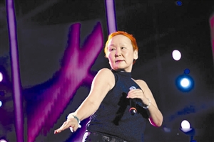 前卫声音艺术家珊寇深圳献声