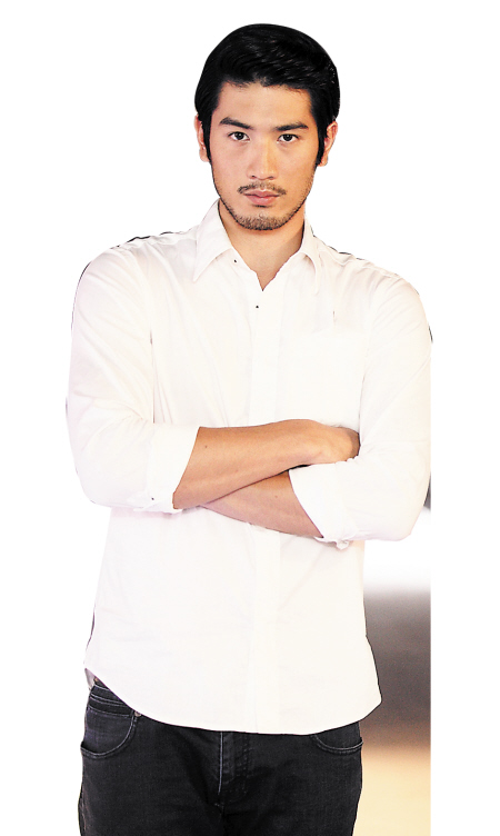 台湾演员高以翔在《华丽一族》中