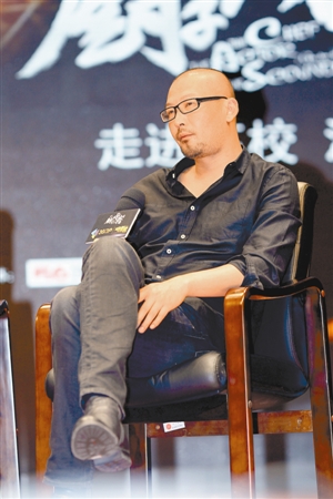 管虎走商业靠谱吗?