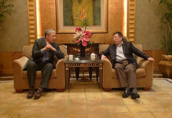 田力普与上海市市长在沪举行会谈