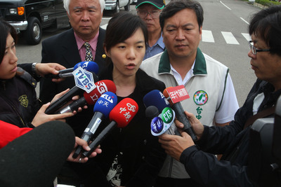 政坛人士:陈水扁要谈人权 整个监狱都可放出来