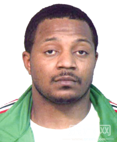 美黑老大监狱称王4女狱警为他生下5个儿女