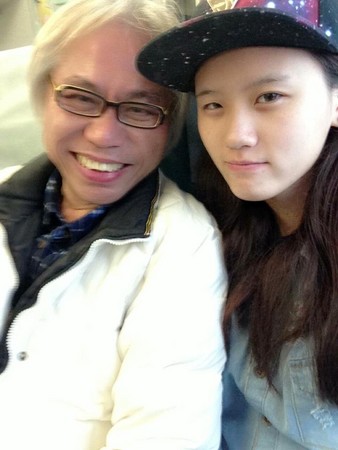 台湾57岁作词人最爱17岁女友飙脏话:十分贴心