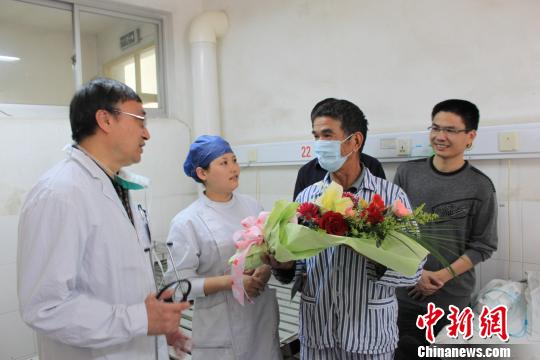 福建首例人感染H7N9禽流感确诊病例治愈出院