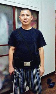 ·图文:禁毒警察杨雄倒在出警路上