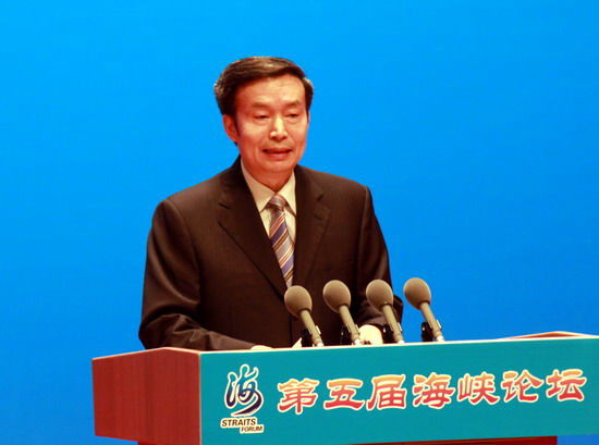 新闻  原标题:交通部副部长何建中:两岸车辆有望实现互通行驶 东南网6