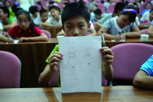 小学生画画了解性知识_资讯频道_凤凰网
