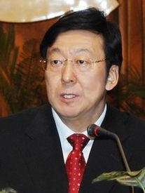 内蒙古自治区党委常委、统战部部长王素毅接受