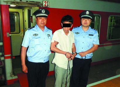 男子陪女友吸毒后一贫如洗 败掉车房买卖(图)