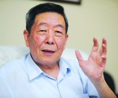 名师点评2013江苏高考作文:材料题可自由联想